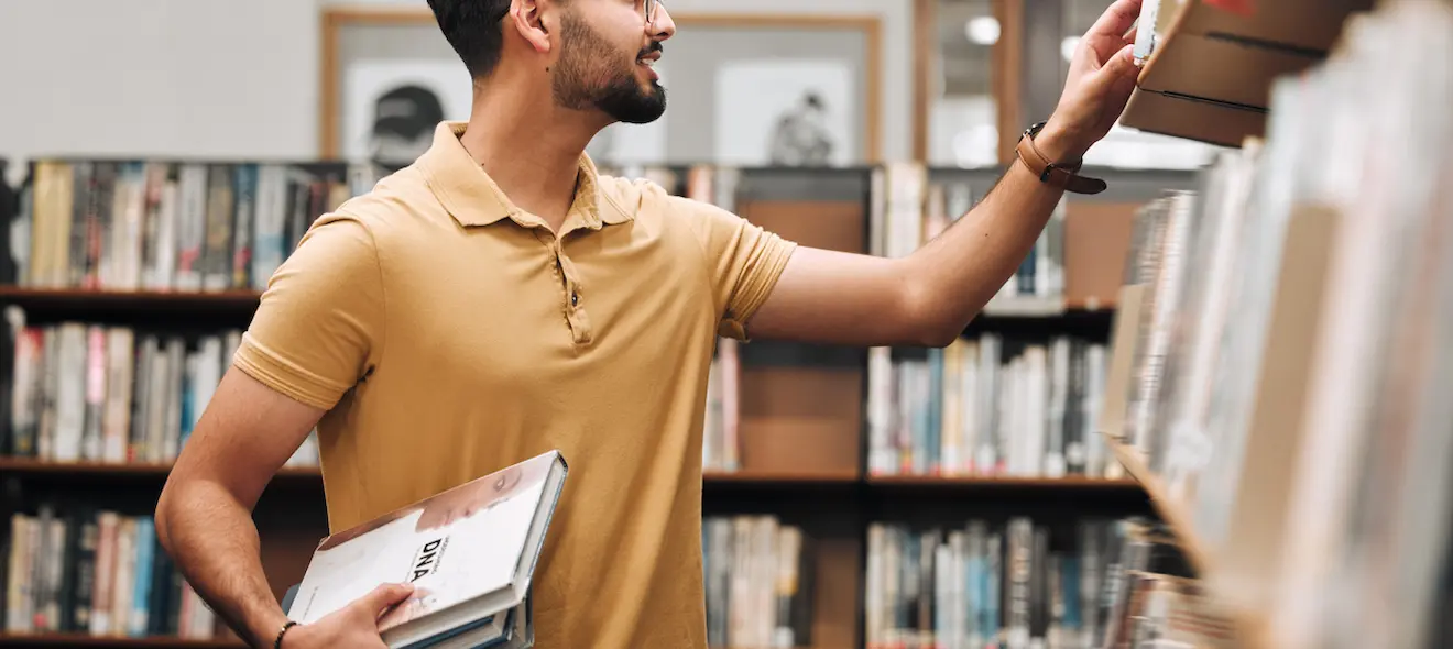 A Student in Paris Campus Library